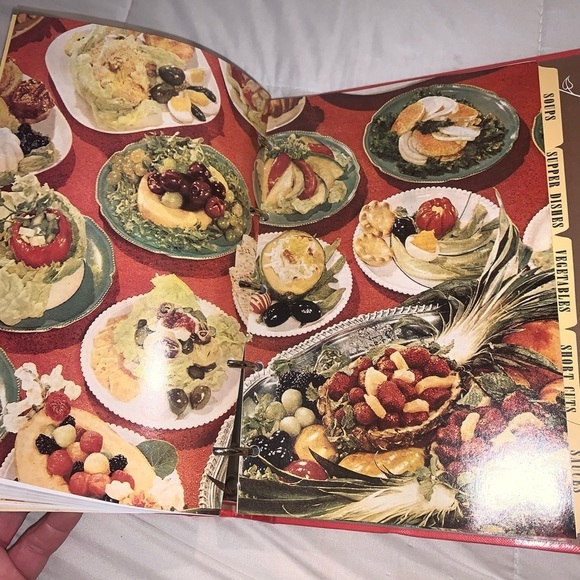 Betty Crocker's Picture Cook Book Binder 1998 Facsimile of 1950 Edition - Picture 10 of 13